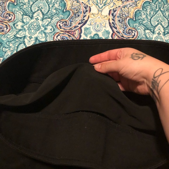 Torrid yoga pants - Picture 2 of 3